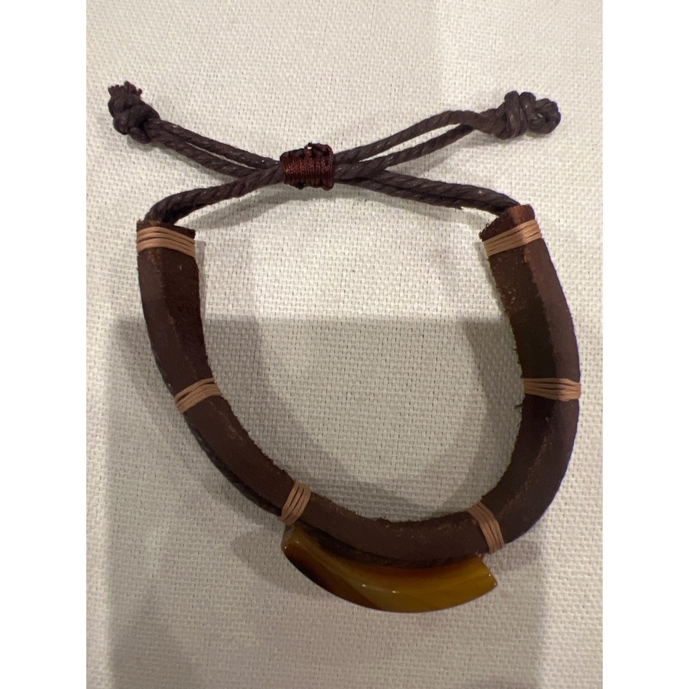 Men’s Leather Agate Adjustable Bracelet - Picture 5 of 6